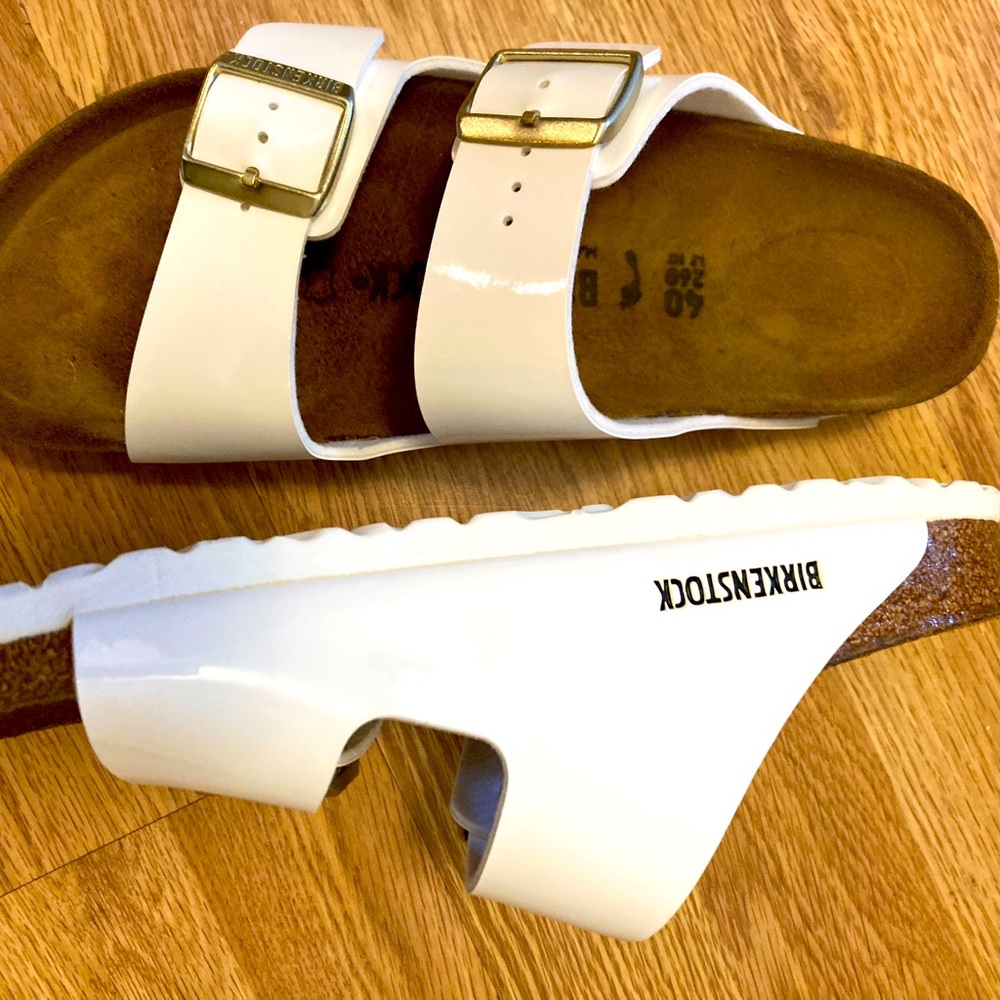 Birkenstock Birko-Flor Patent White Arizona Sandals Like New